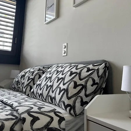 Lugano City Apartment *